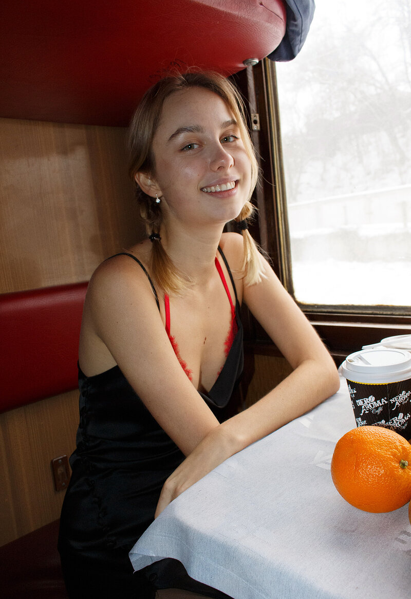 Маришка, 24 года, 0 размер груди